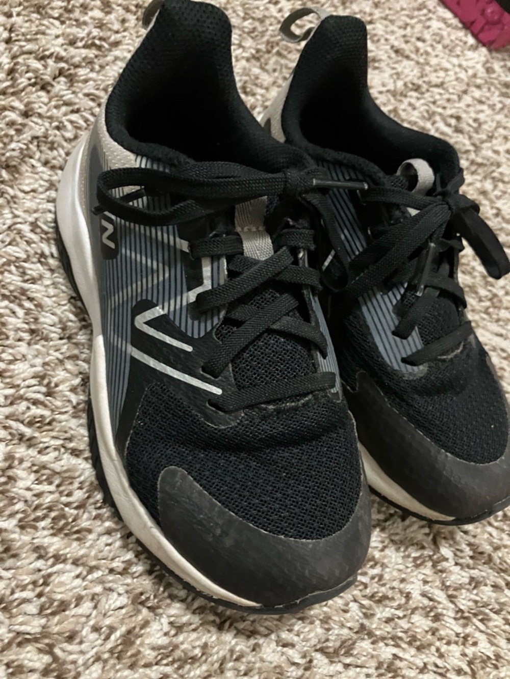 New Balance Black and Gray Kids Sneakers xwide size 13